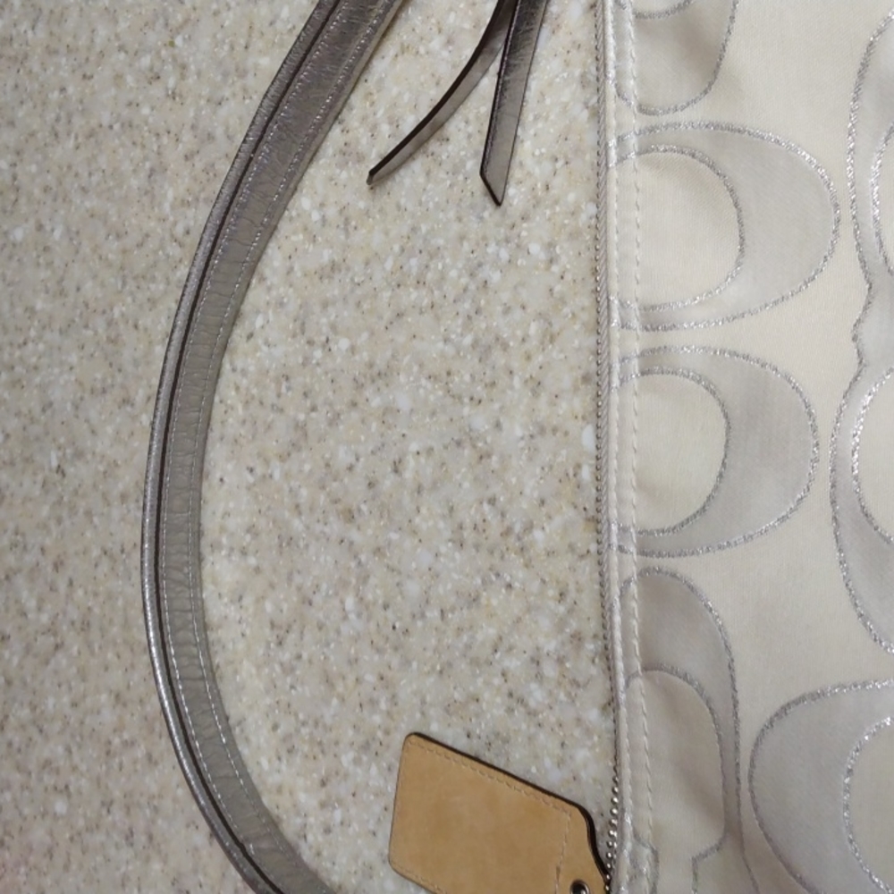 Coach Handbag - Picture 8 of 8